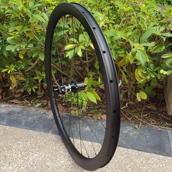 Roda de roda de carbono de 700C para 29mm de largura externa 22mm de largura interna DT350S