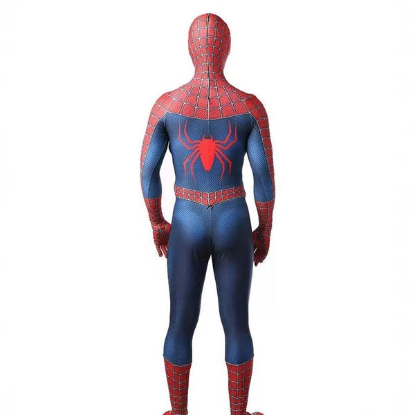 Remitoni, o Homem-Aranha de Halloween, tem roupas de personagens animadas.