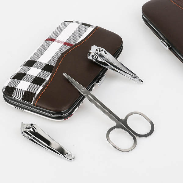 Caixa de couro 7 peças de kit de ferramentas de beleza do fabricante de pacotes de presentes de impressão LOGO faca de unhas de corte de unhas