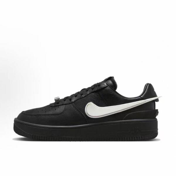Sapatos de verão da Air Force One, um novo modelo de sapatos de verão.