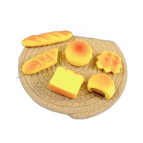 Pequeno livro vermelho explosivo molhado molhado e lento de volta bombardeio pão simulação de comida brincar falsificação de brinquedos de desgaste pu brinquedos super lentos