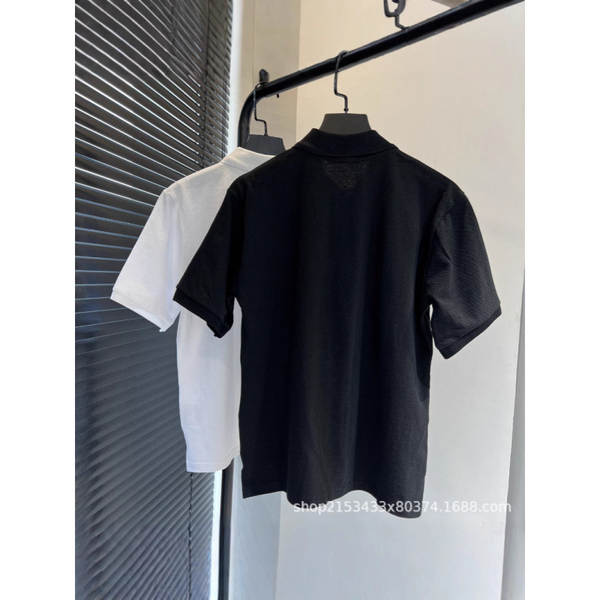 T-shirt masculino e feminino T-shirt masculino e feminino