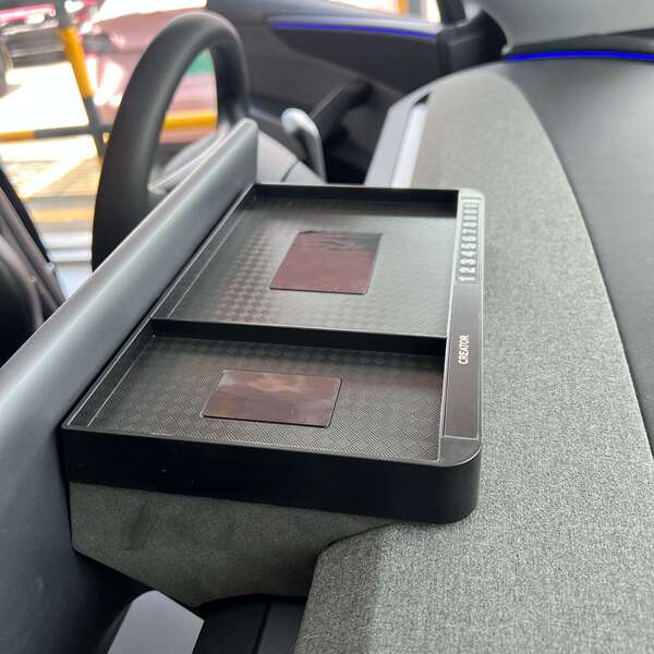 Aplicável a Pequeno Mitsubishi Peugeot Zero Run Biady Tencent Car Screen atrás da caixa de papel de toalha ETC