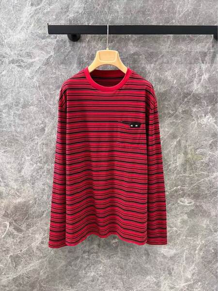 Camiseta casual listrada