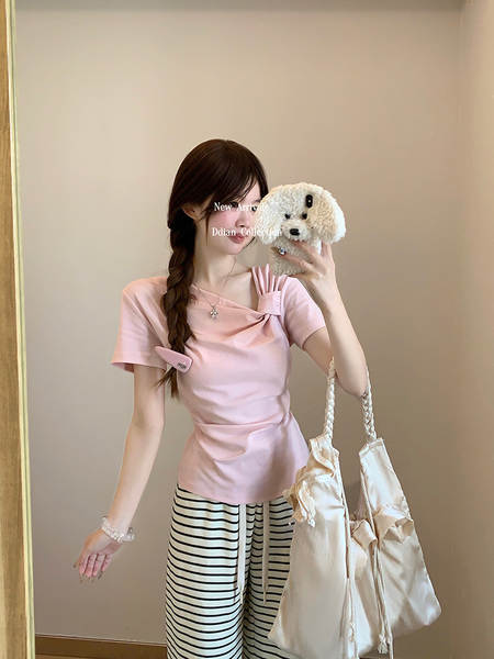 Camisa feminina rosa curta