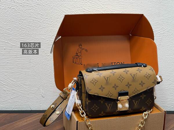 Bolsa feminina de couro