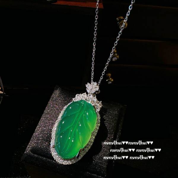 Pulseira e Colar de Jade Verde