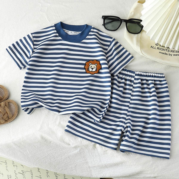Conjunto short manga curta infantil listrado