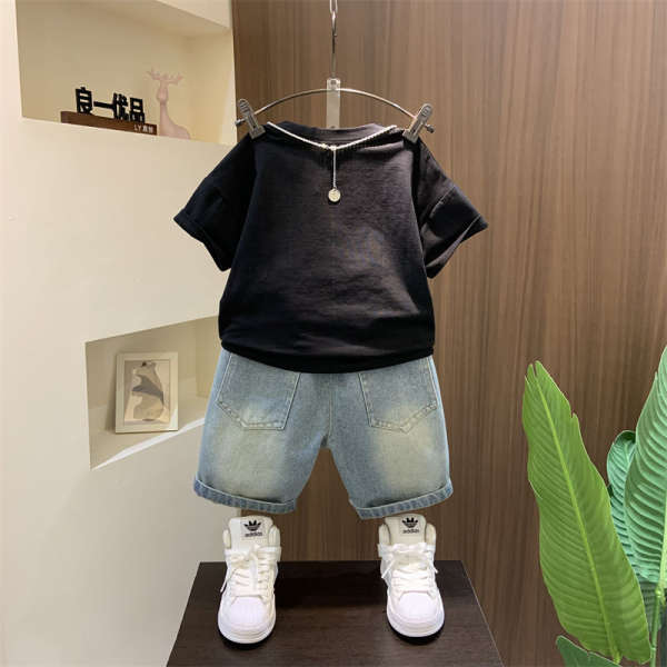 Roupa de verão para menino