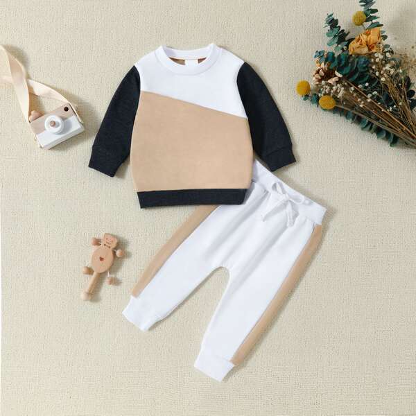 Conjunto de moletom infantil