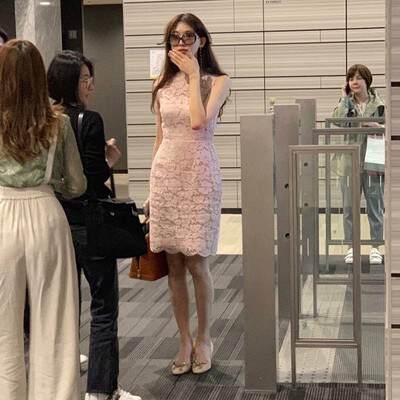 Vestido rosa sem mangas