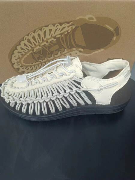 Sapato de praia esportivo