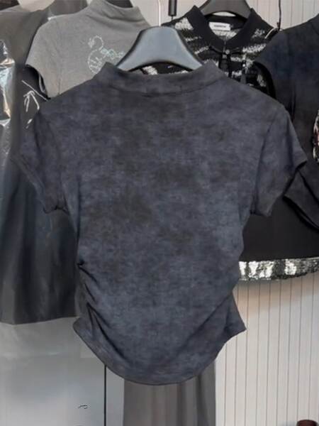 Camisa curta de verão com bordado