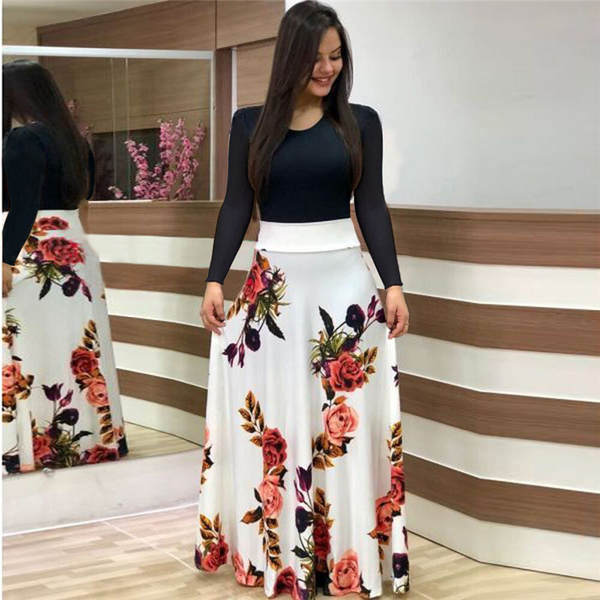 O Wish 2023 é um vestido de cor preta para mulheres.
