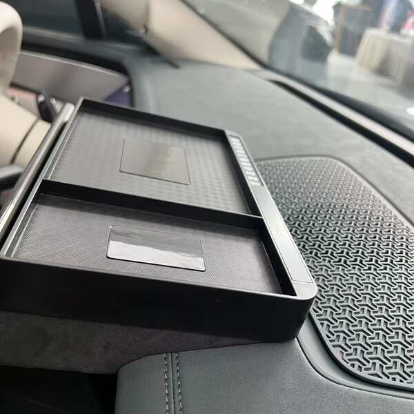 Aplicável a Pequeno Mitsubishi Peugeot Zero Run Biady Tencent Car Screen atrás da caixa de papel de toalha ETC