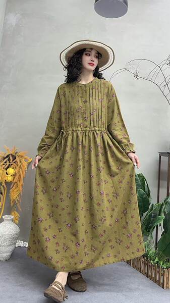 Vestido de manga longa em algodão e linho