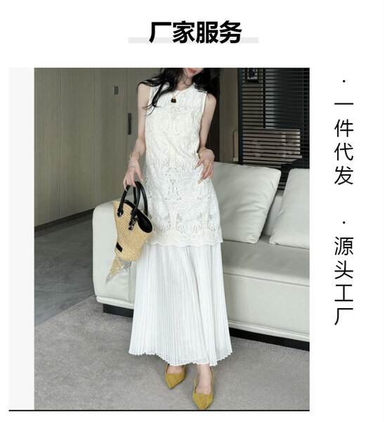 Combinando elegância e elegância, a deusa do luxo combina um vestido de verão 2025 com um novo vestido de verão.