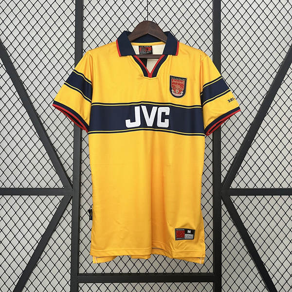 T-Shirt L Flamengo W Arsenal 7o Cantona 24o Beckham
