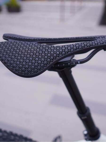 Bicicleta de Montanha com Suspensão Dupla