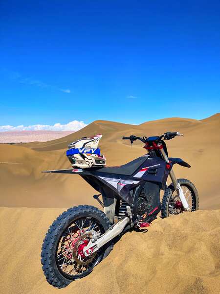 Motocicletas elétricas da série Arctic Panther E.X800 de alto desempenho