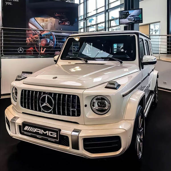 Carro elétrico Mercedes grande g para crianças Carro elétrico de quatro rodas para carregar para homens e meninos, bebês e meninos Carro de brinquedo remoto para duas pessoas