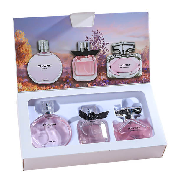 Kit de Perfume Masculino e Feminino