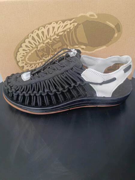 Sapato de praia esportivo