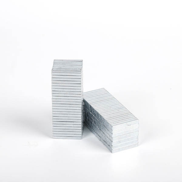 Ímãs galvanizados ímãs quadrados magnéticos 20*2*2 15*3*2 ímãs quadrados 10*5*2 Ímãs de embalagem