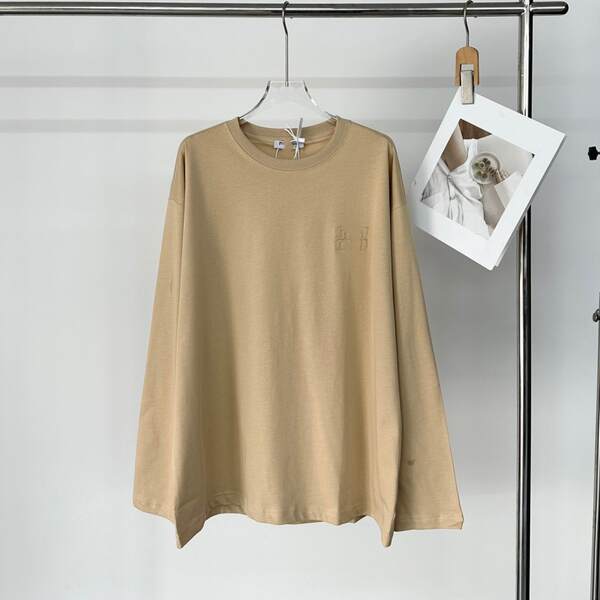 Camiseta casual com estampa de letras