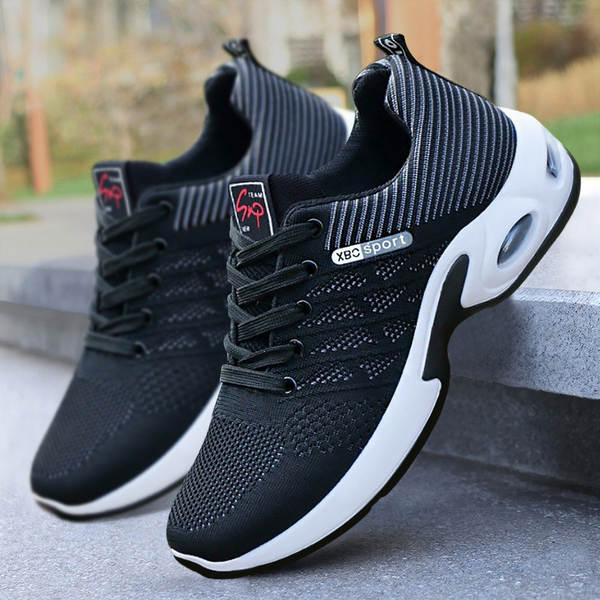 Sapatos masculinos 2026 de primavera transfronteiriços de distribuição de sapatos masculinos com sapatos de corrida de tamanho grande e espessura de sapatos esportivos