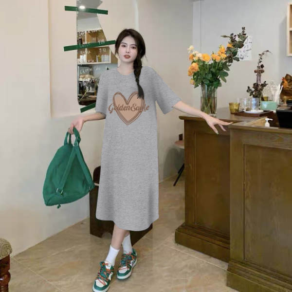 Vestido curto feminino de verão