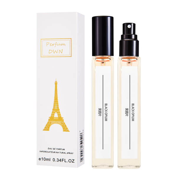 Estudantes da Universidade de São Paulo realizam exposições nocturnas de fragrâncias e perfumes