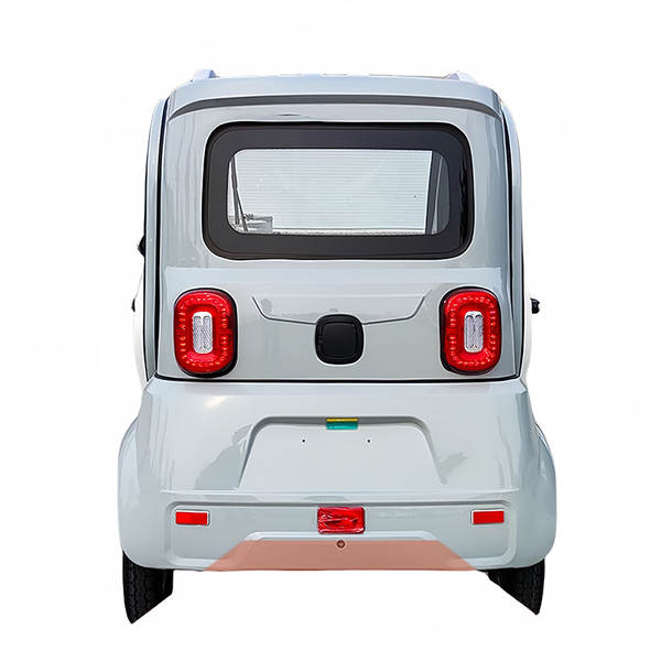Caminhão elétrico de três rodas totalmente fechado para crianças e adultos com quatro garrafas elétricas.