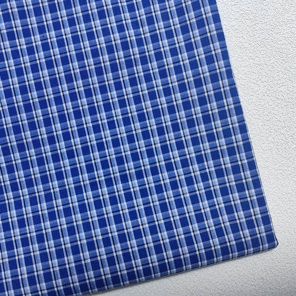 Vestido de quadrados de algodão azul