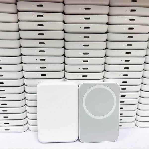 Três em um carregador sem fio de imersão magnética carregador de telefone móvel de mesa sem fio carregador aplicável Apple Huawei relógio de celular