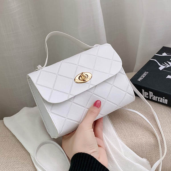 Bolsa Feminina de Ombro Pequena
