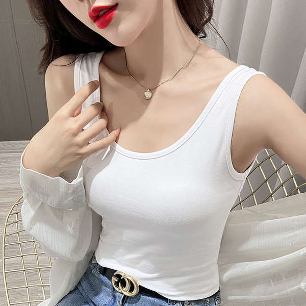 Vestido de verão com camisa curta, sem calça, com camisa de verão, sem calça, com camisa de verão.