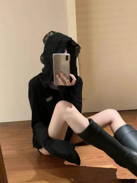Shenzhen South Oil High-End Original Single MIU Casa 24 Inverno Novo T-Shirt com chapéu de mangas longas