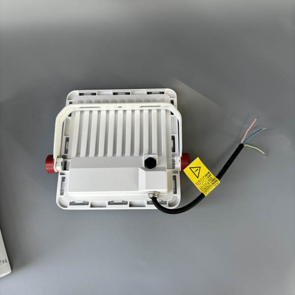 Lâmpada Led Exterior Impermeável de Alta Potência