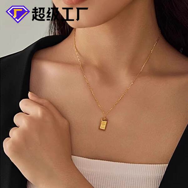 Colar de Ouro 999 com Pendente de Flor