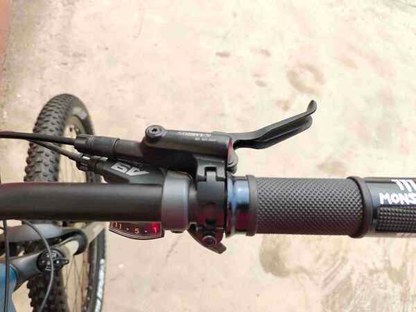 Ciclismo de montanha elétrico de lítio para adultos de velocidade superior ao deslizamento de baterias elétricas de lítio para adultos
