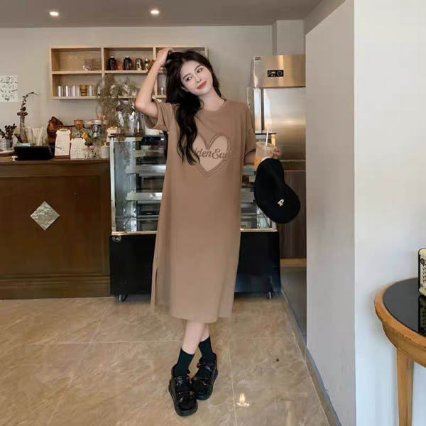 Vestido curto feminino de verão