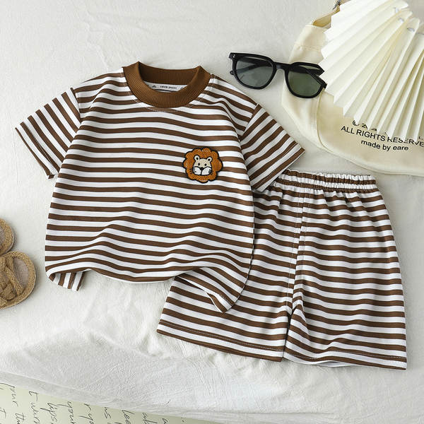 Conjunto short manga curta infantil listrado