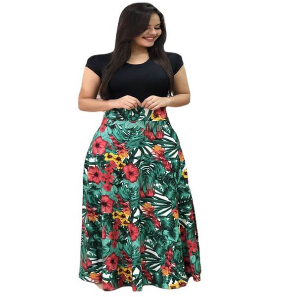 O Wish 2023 é um vestido de cor preta para mulheres.