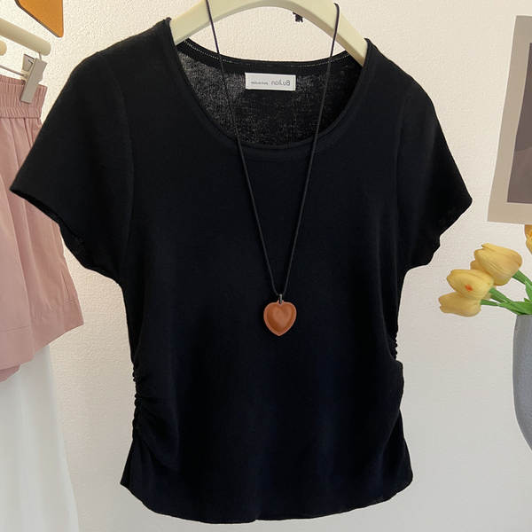 Camiseta feminina de algodão curtinha