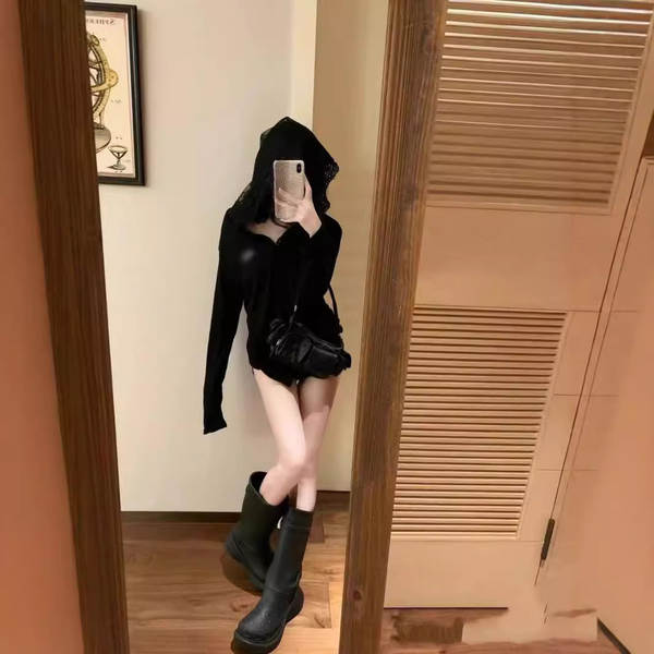 Shenzhen South Oil High-End Original Single MIU Casa 24 Inverno Novo T-Shirt com chapéu de mangas longas