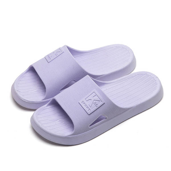 Chinelo de borracha macio para casa