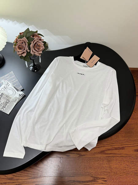 Camiseta feminina de manga longa para verão