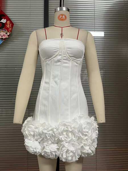 Vestido Vermelho Justo Floral
