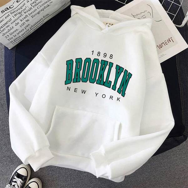 Vestido de inverno brilhante de Brooklyn com chapéus e camisas de esportes